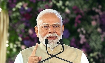 PM Modi attacks 'Maha Jungle Raj' in Bengal, pitches for BJP ahead of ...