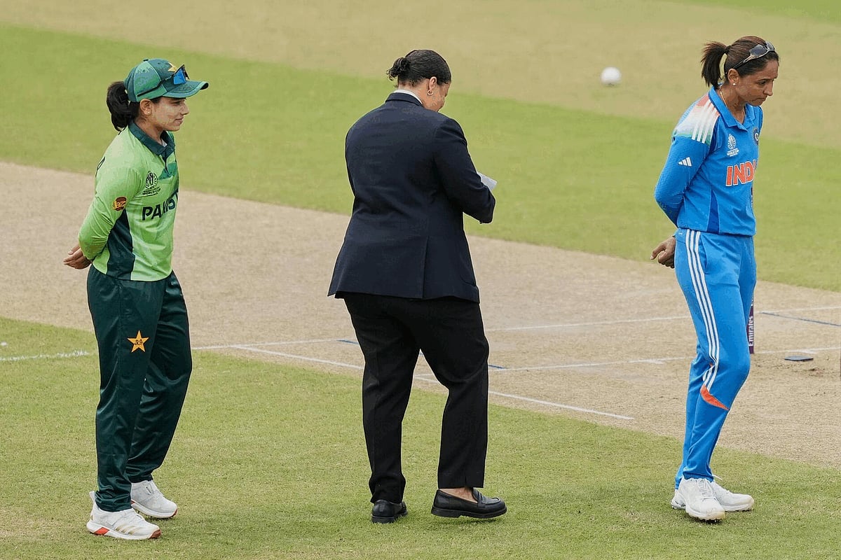 Richa Ghosh fires India to 247, continue no-handshake stance with ...