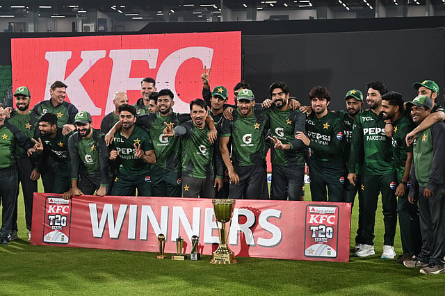 Shaheen Afridi, Babar Azam star in Pakistan's series-clinching win over ...