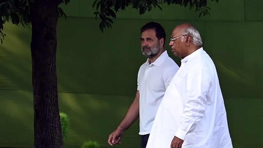Kharge, Rahul meet Assam Congress leaders to discuss preparations for ...