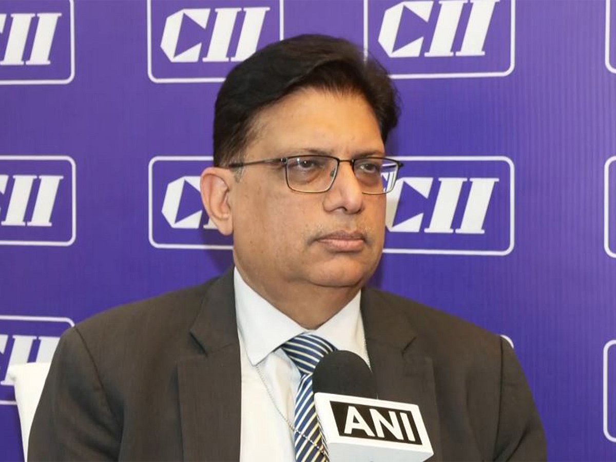 Many learnings for govt from IDBI restructuring: DIPAM Secretary