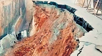 Soli Disruption Soil collapse, not cave-in, caused traffic disruption on NH-44 near ...