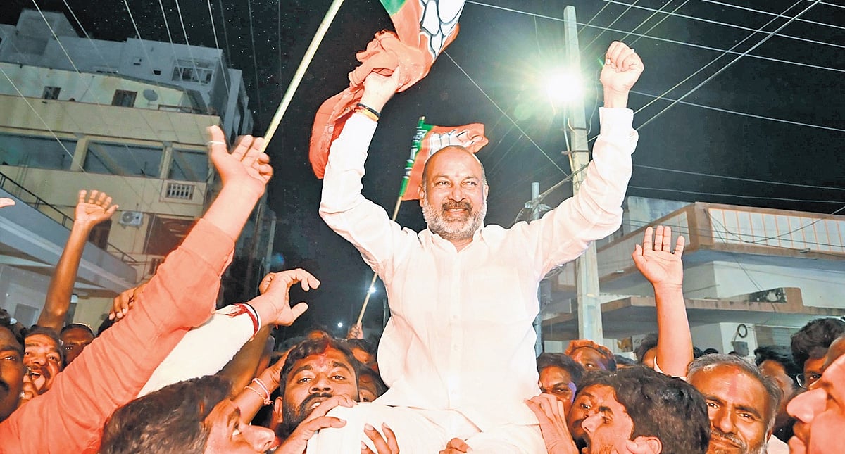 Bandi confident of BJP bagging Karimnagar mayor post