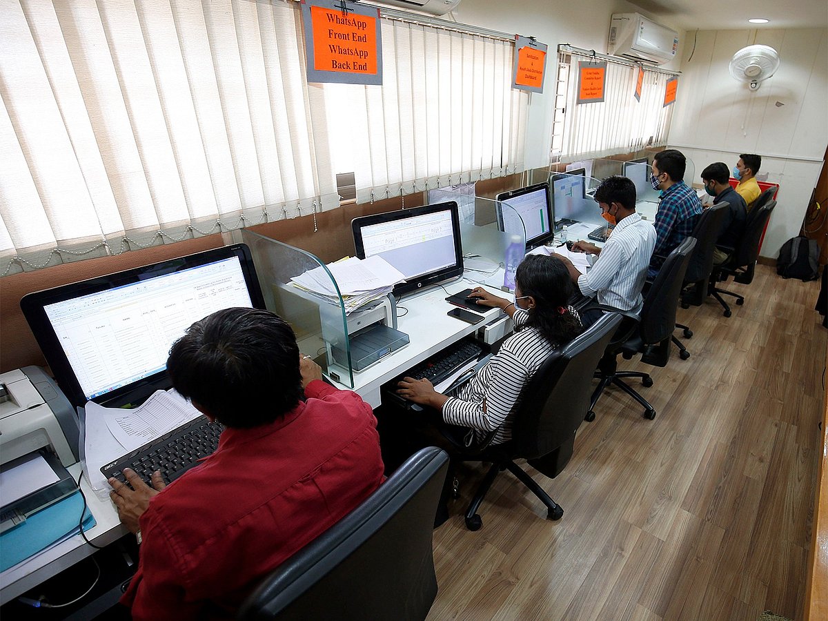 India's IT sector shifts from mass hiring to AI-driven workforce ...