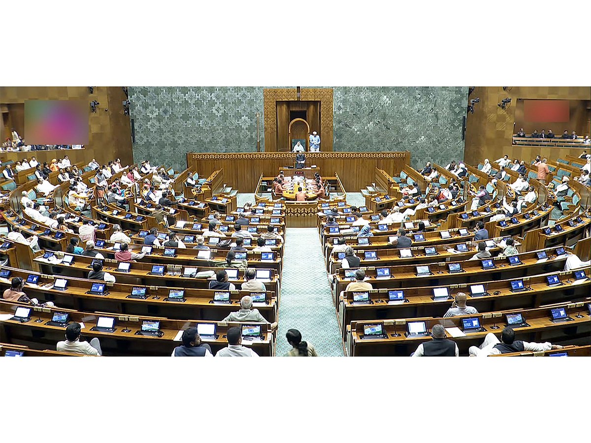 Congress asks all MPs to be present in House during motion against Speaker