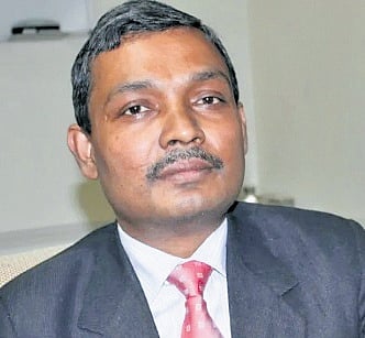 New I&B secy in bureaucratic reshuffle