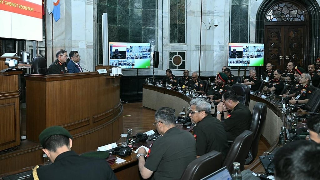 Self-reliance, theaterisation take centre stage at Army commanders’ meet
