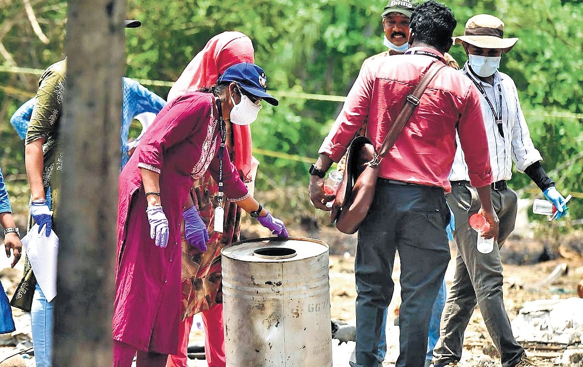 Toll in Thrissur blast rises to 14; Pooram fireworks display cancelled