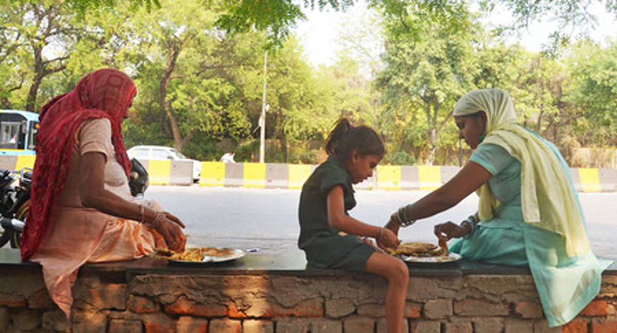 Changing India From grandfather to grandson, 40-year-old Jantar Mantar food stall ...