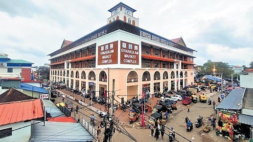 Waste management, structural issues plague Ernakulam market complex