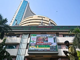 Stock markets decline in early trade on spike in crude oil prices
