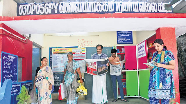 Kolapakkam ration shop turns waiting into reading with community ...