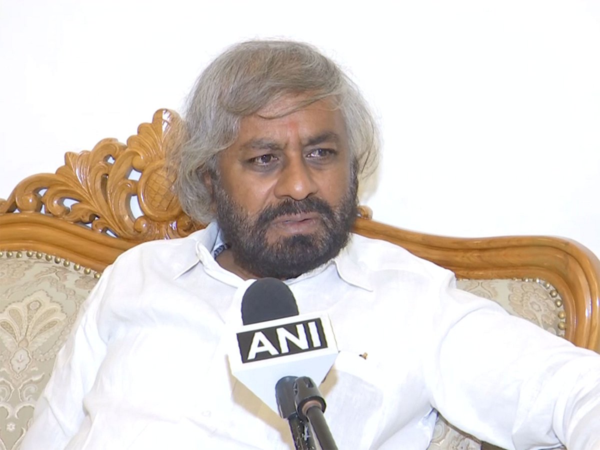 RDPR Minister Khandre urges Union government to increase wage-sharing ratio