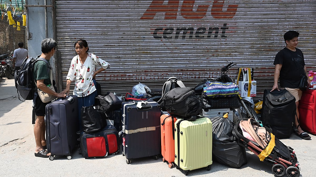 Delhi hotel fire: Shunted out by hotels, guests look for shelter