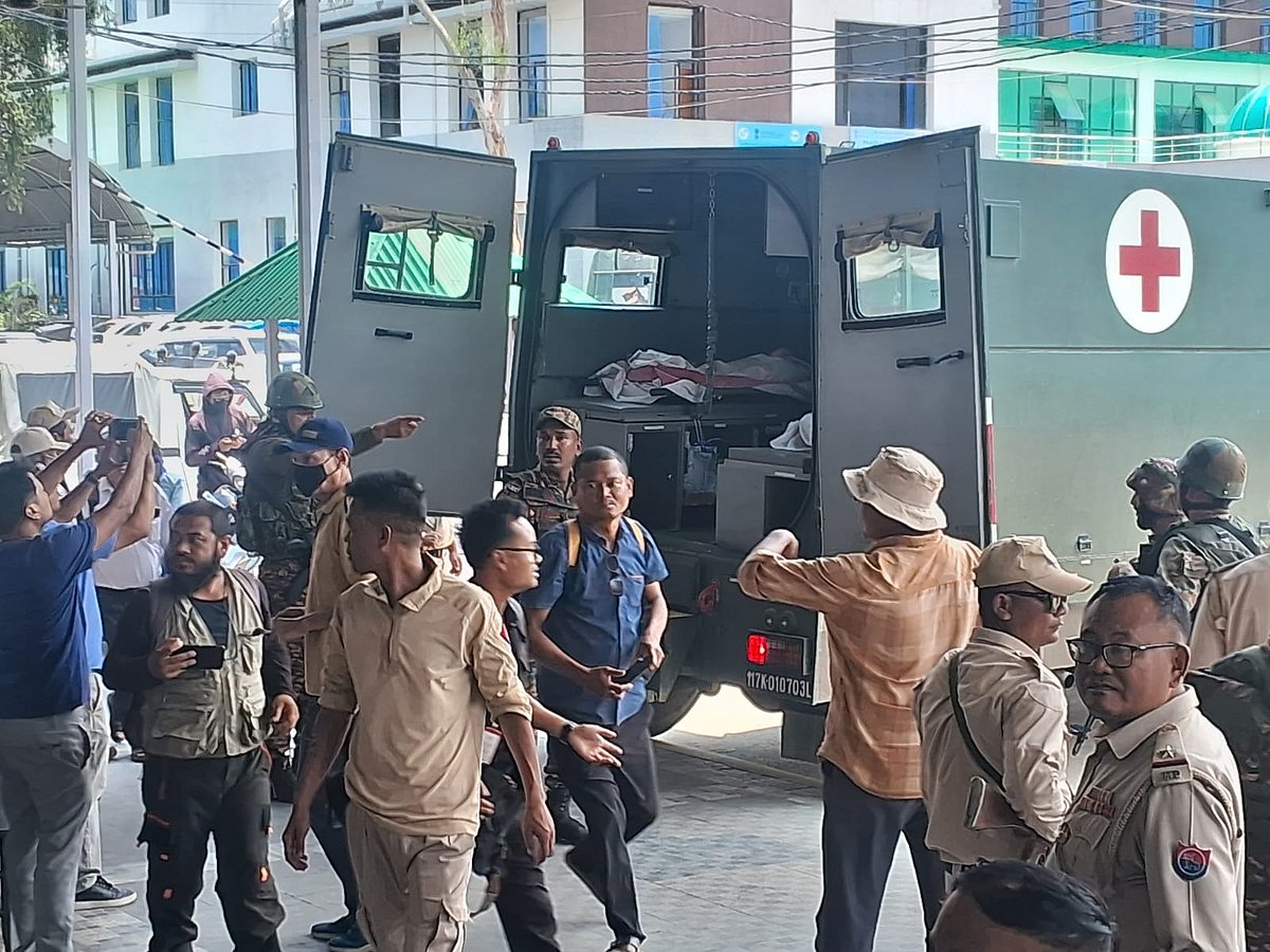 Three youths injured in armed attack in Manipur, mob protests treatment