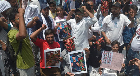 Lessons For Oldies From the Young Protesters