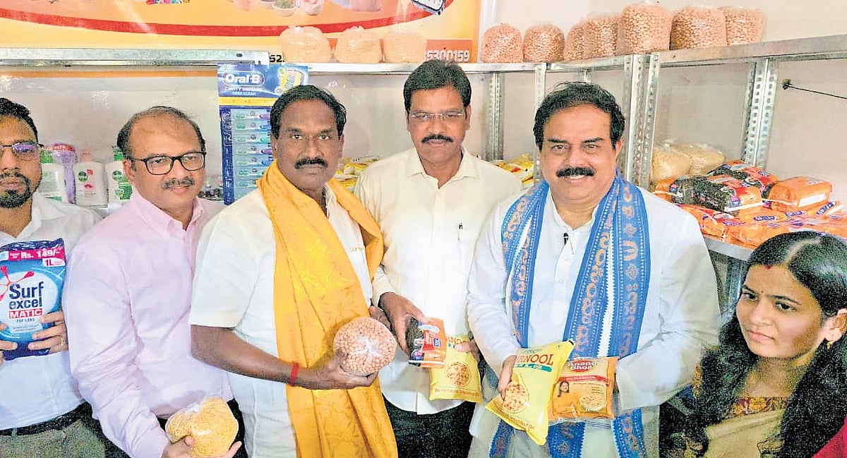 Andhra rolls out first ‘Mee Mart’ linked to fair price shops