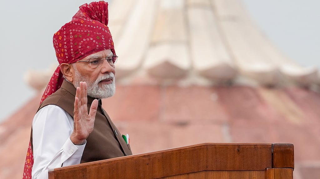 Opposition says PM Modi's ‘dimaagi Naxal’ remark stigmatises dissent ...