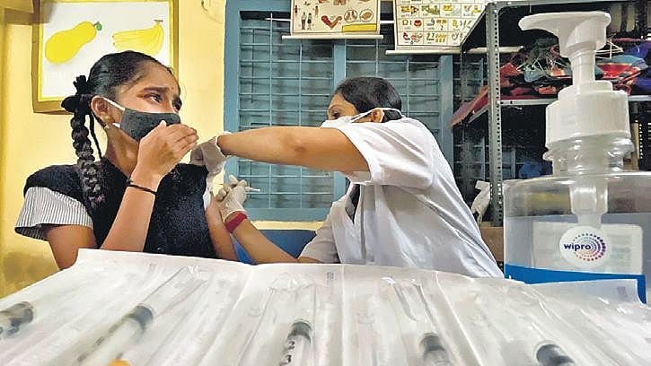 Bengaluru school monitors 215 students with mild flu symptoms, no new H1N1 cases; commissioner orders daily reporting as India sees rise in cases