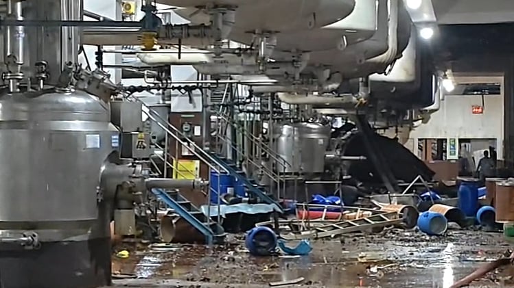 Major fire breaks out at Hazelo Pharma in Telangana; two dead, eight ...