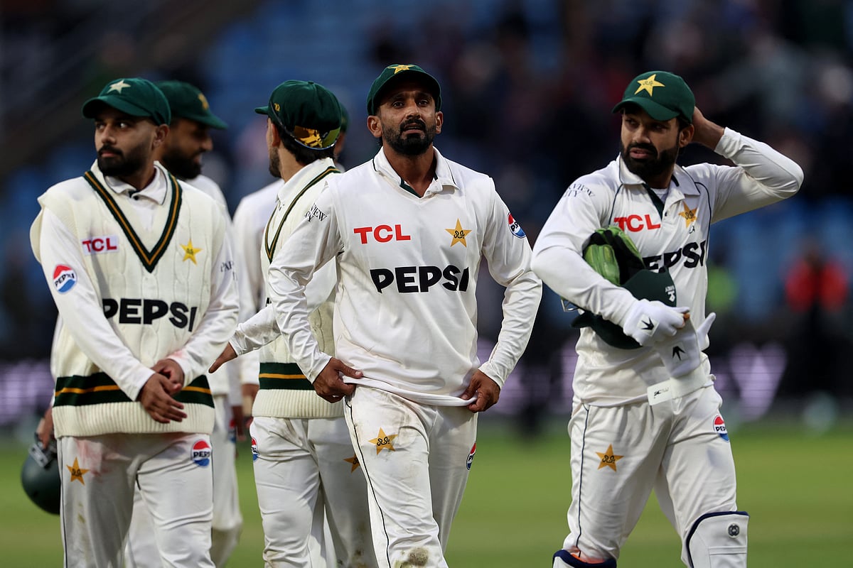 Pakistan Chaos Board: Where nothing makes sense