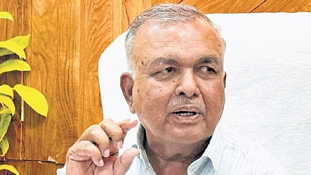 Lalbagh safe, tunnel road route to be realigned: Minister Ramalinga Reddy