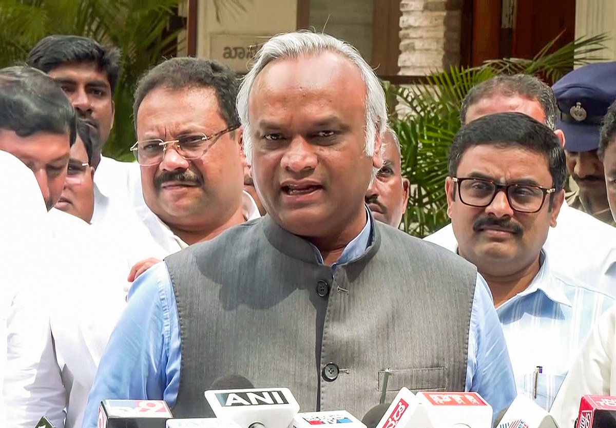 Karnataka Home Minister Priyank criticises RSS talk in apartment complexes