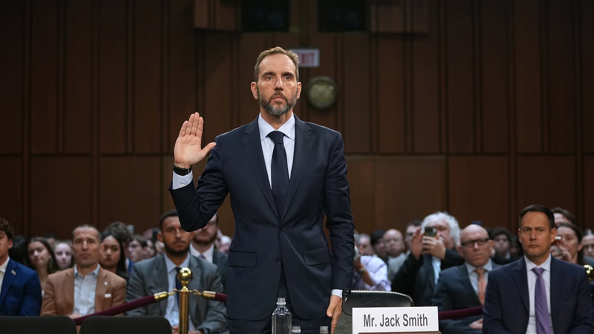 Ex-Trump prosecutor Smith forcefully defends investigations as ...