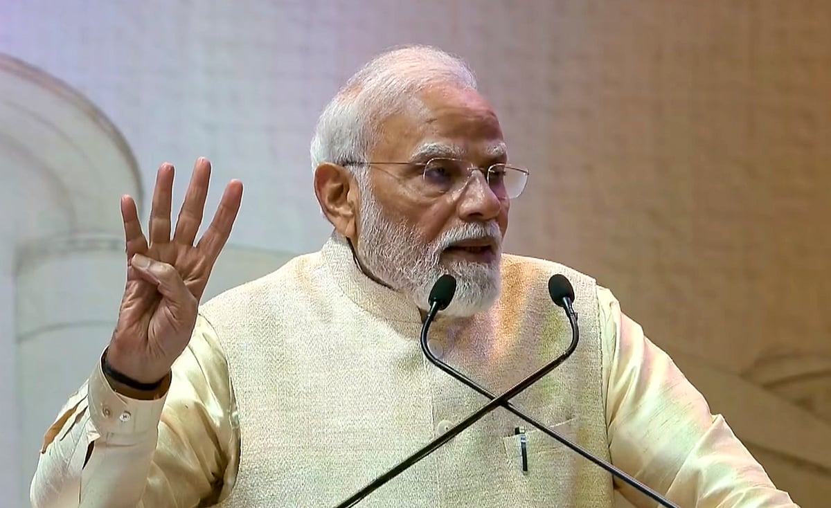 PM Modi calls for bringing youth into civil services driven by public ...