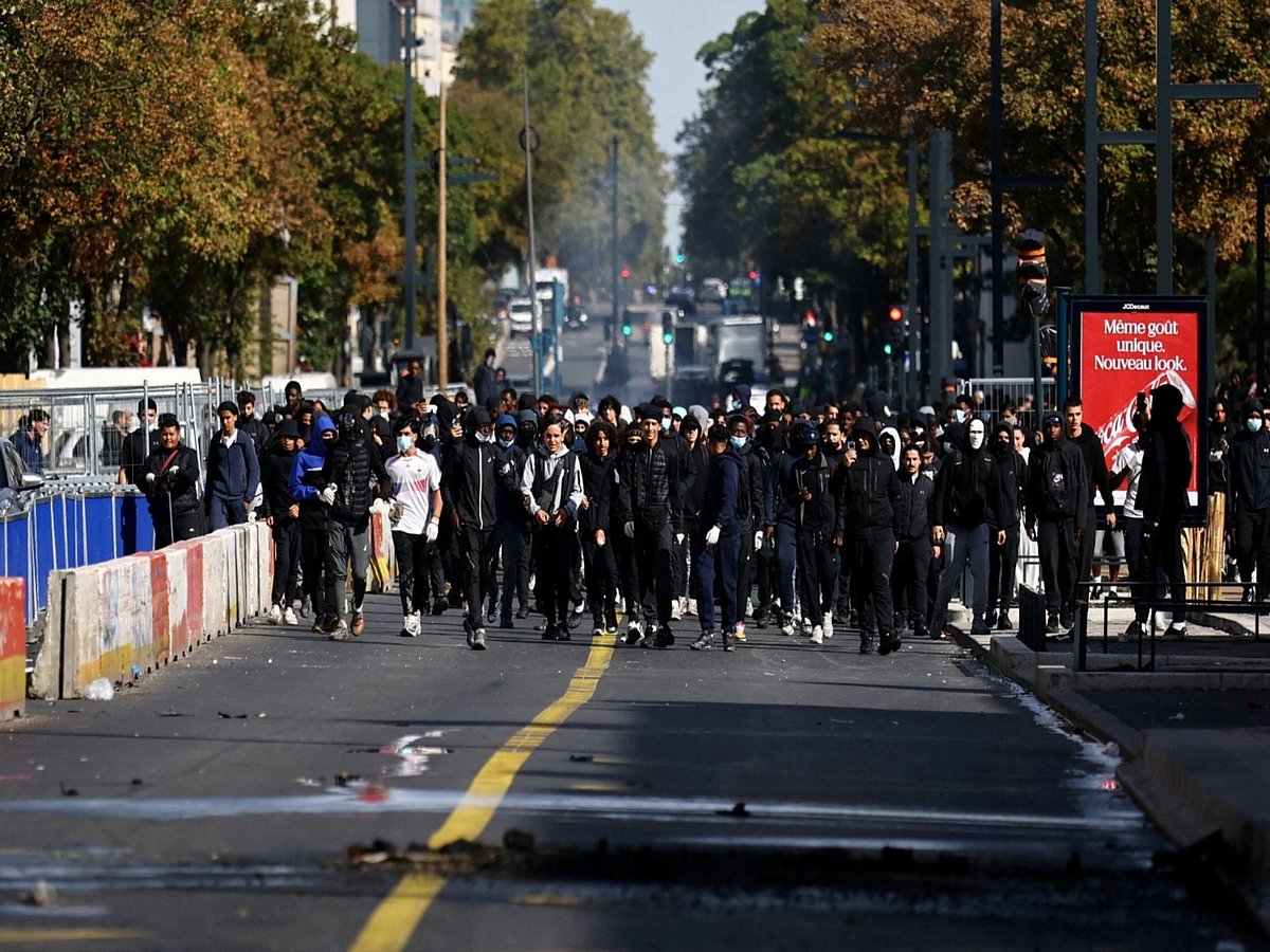 From India to France: Why are Gen Z students angry?