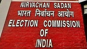 Karnataka: Supreme Court slams ECI over missing 2023 Sringeri vote ...