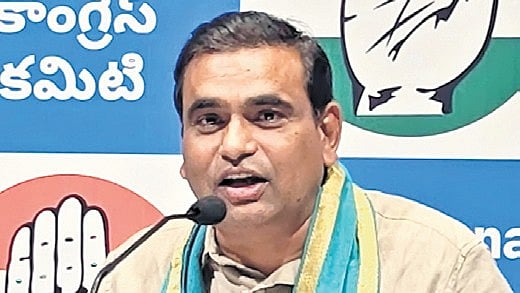 Telangana: Bhongir MP Chamala seeks probe into water diversion to KCR ...