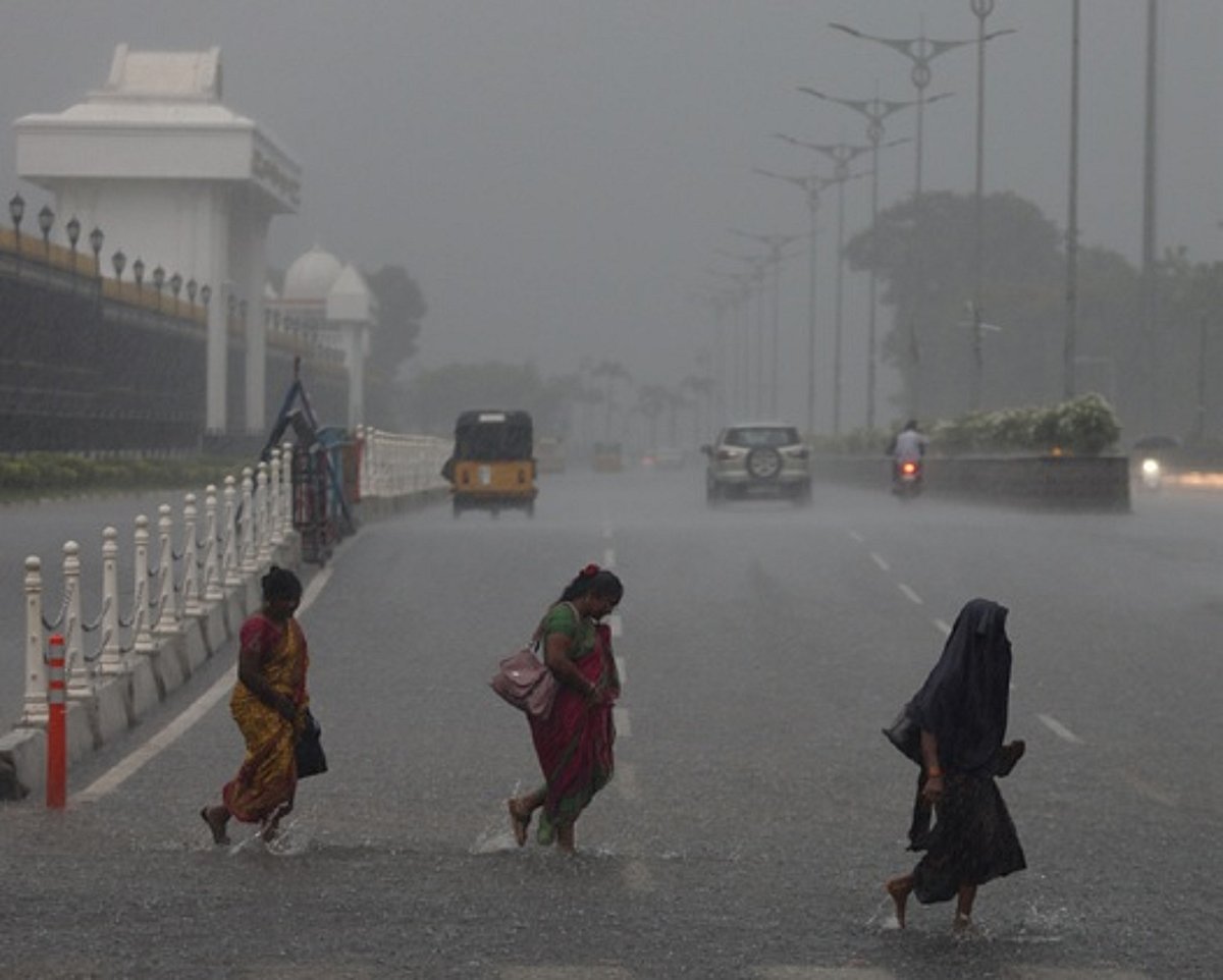 Relief Ranifall Looming cyclone raises hopes of rain relief for Telangana