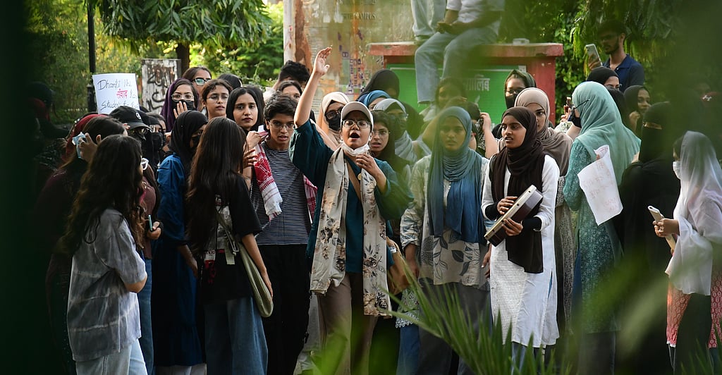 Students reject univ’s call to end protest, exam to be held online