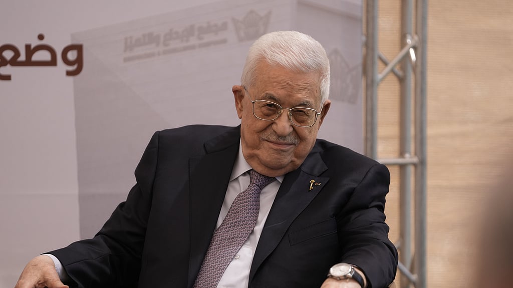 Paleestinian Palestinian president says hopes for peace talks with new Israeli ...