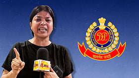 Two women journalists say Delhi cops assaulted them after detaining them from hospital event