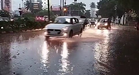 മഴ