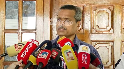  ഡോ. ഹാരിസ് ചിറയ്ക്കൽ