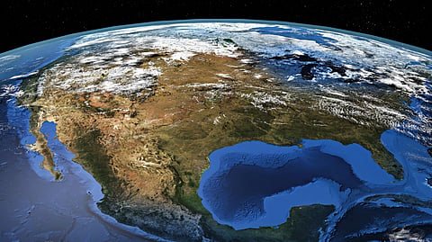 Rhythmic mantle plume rising beneath Ethiopia 