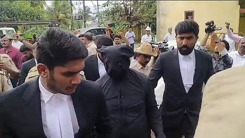 ധർമസ്ഥല ദുരൂഹ മരണങ്ങളില്‍ ശുചീകരണ തൊഴിലാളിയുടെ മൊഴി രേഖപ്പെടുത്തി