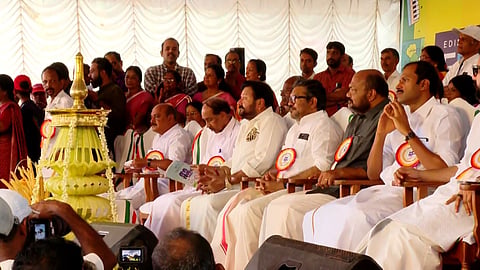 പൊന്നോണമായി... സംസ്ഥാനത്തെ ഓണാഘോഷങ്ങൾക്ക് തുടക്കം കുറിച്ച് തൃപ്പൂണിത്തുറ അത്തച്ചമയം കൊടിയേറി