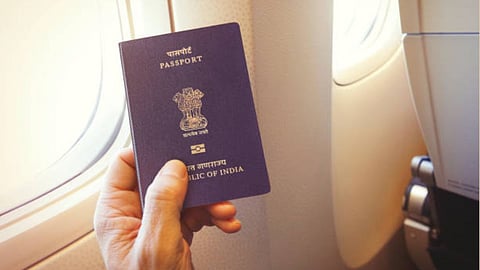 ദുബായിലെ ഇന്ത്യക്കാര്‍ക്ക് പാസ്‌പോര്‍ട്ട് അപേക്ഷയില്‍ മാറ്റങ്ങളുമായി കോണ്‍സുലേറ്റ്; പുതിയ ഫോട്ടോയ്ക്കുള്ള മാനദണ്ഡങ്ങളിങ്ങനെ