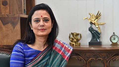 ''വിഡ്ഢികള്‍ക്ക് അത് മനസിലാകില്ല'', അമിത് ഷായ്‌ക്കെതിരായ 'തലയറുക്കല്‍' പരാമര്‍ശത്തില്‍ ബിജെപിയെ പരിഹസിച്ച് മഹുവ മൊയ്ത്ര 