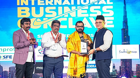News Malayalam 24x7 Chairman P. Sakilan receives 'Best Entrepreneurship in Media' award; International Business Conclave honors him