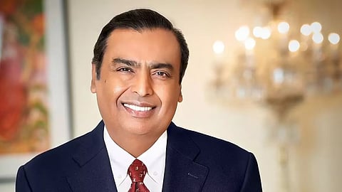 ഇന്ത്യയിലെ ഏറ്റവും വലിയ ധനികന്‍; ഗൗതം അദാനിയില്‍ നിന്നും ഒന്നാം സ്ഥാനം തിരിച്ചുപിടിച്ച് മുകേഷ് അംബാനി 