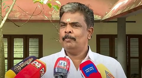 ശബരിമല സ്വർണക്കൊള്ള; മുരാരി ബാബുവിന്റെ രാജി ചോദിച്ച് വാങ്ങി എൻഎസ്എസ്
