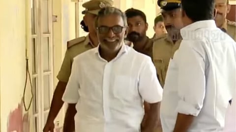 ശബരിമല സ്വർണക്കൊള്ള; എ. പത്മകുമാറിൻ്റെ ജാമ്യാപേക്ഷ  
ഡിസംബർ എട്ടിന് പരിഗണിക്കും