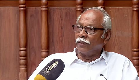 ആര്‍എസ്എസുമായി ധാരണ പാടില്ലെങ്കില്‍ വെല്‍ഫെയര്‍പാര്‍ട്ടിയുമായും പാടില്ല, കോണ്‍ഗ്രസിന് തിരിച്ചടിയാകും: എംഎന്‍ കാരശ്ശേരി