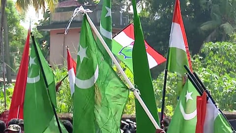 യുഡിഎഫ് കൊടുങ്കാറ്റിൽ കടപുഴകി കൊല്ലവും; ഇടതു കോട്ടയിൽ പാറിപ്പറന്ന് ത്രിവർണ പതാക