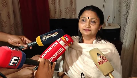 കൊച്ചി മേയറാവാത്തതില്‍ പരിഭവമില്ല, പാര്‍ട്ടിയാണ് വലുത്; പാര്‍ട്ടിക്ക് തെറ്റുപറ്റിയെങ്കില്‍ തിരുത്തേണ്ടത് നേതൃത്വം: ദീപ്തി മേരി വര്‍ഗീസ്